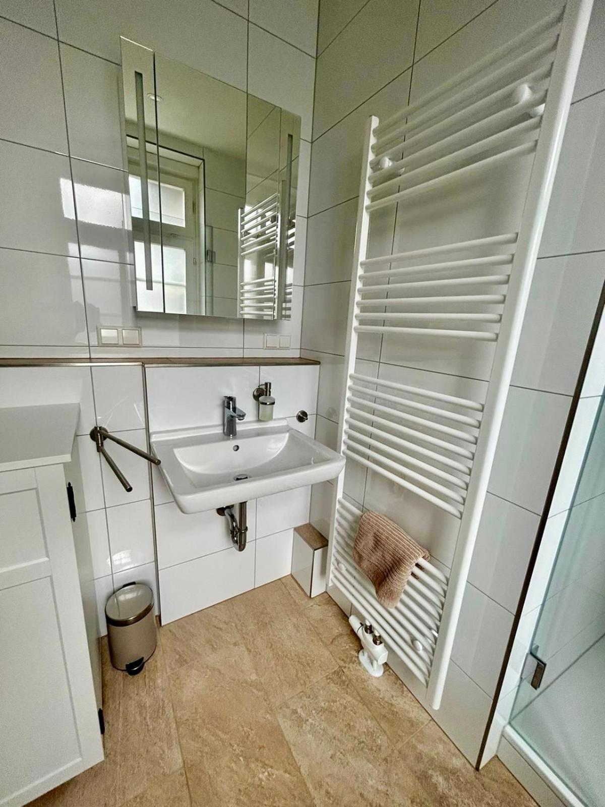 Exklusives Haus, Ruhig Gelegen Im Innenhof, Zentral, Lichtdurchflutet Zustellbett,Babybett Bei Bedarf Karlsruhe Dış mekan fotoğraf