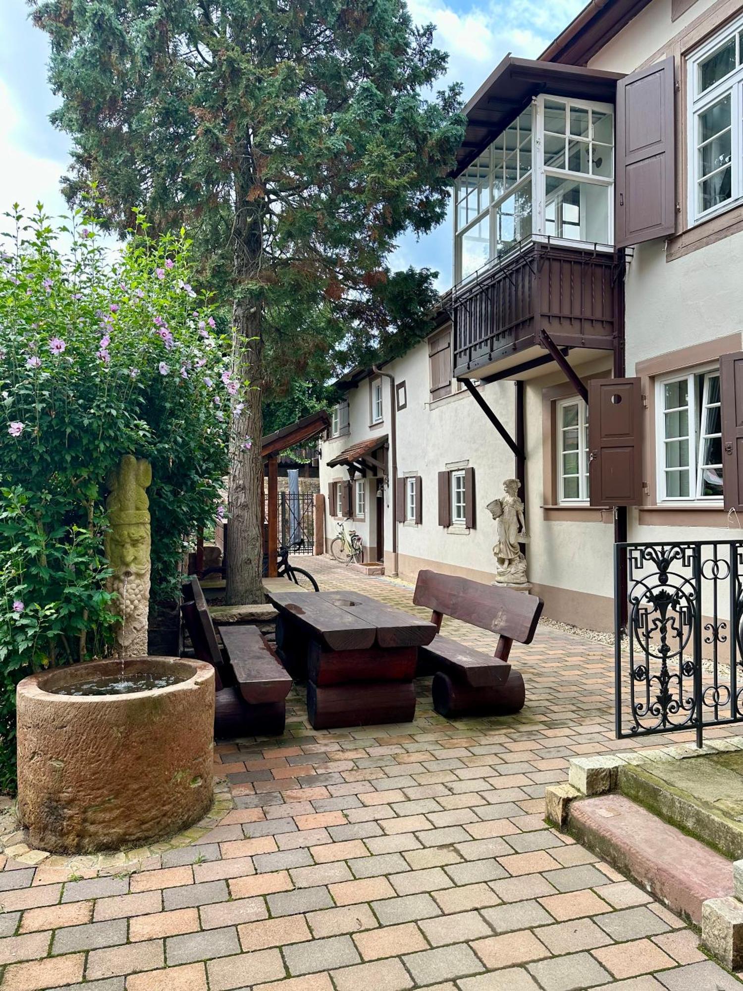 Exklusives Haus, Ruhig Gelegen Im Innenhof, Zentral, Lichtdurchflutet, Karlsruhe Dış mekan fotoğraf